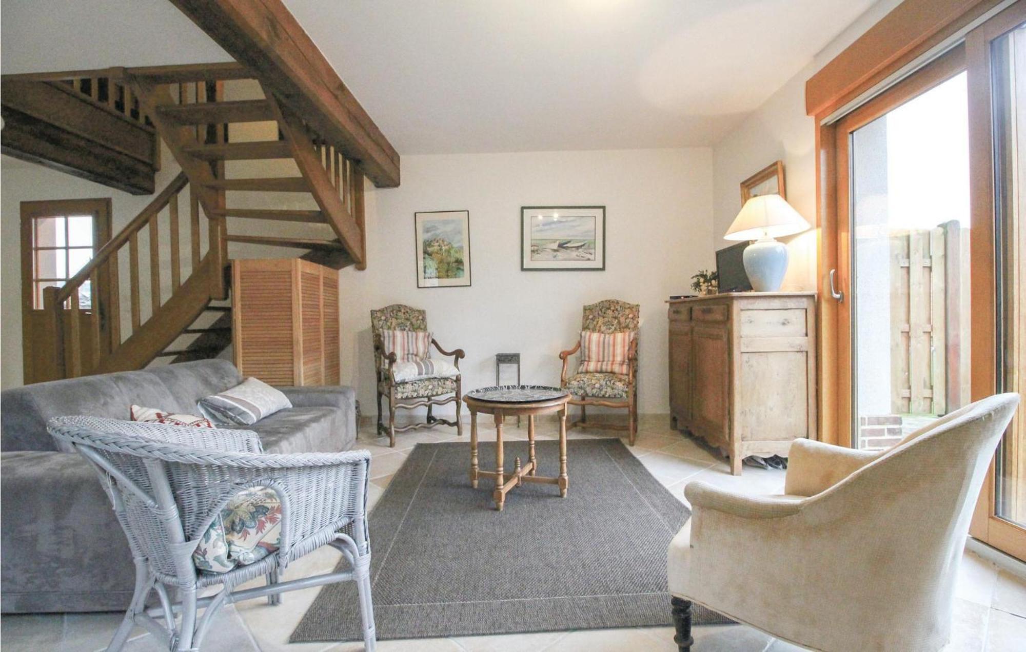 Beautiful Home In Le Bourg-Dun With Kitchen Buitenkant foto